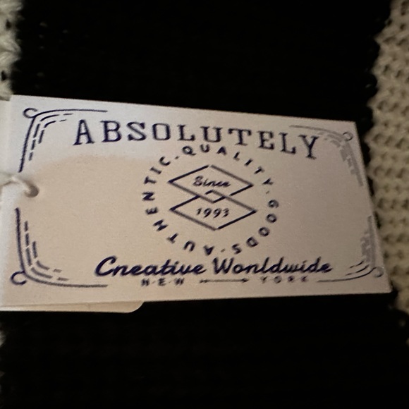 Black and white Sweater. Brand new. Size medium. Fringe sleeves and hem. - Picture 4 of 5